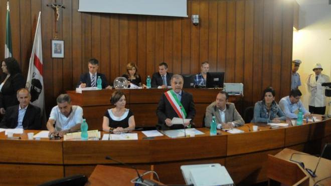 Pd contro il sindaco, i dissidenti vogliono due posti in giunta