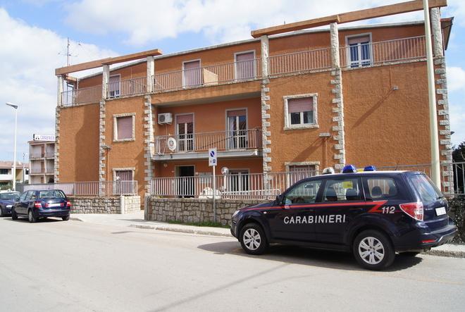 Estorceva soldi ai genitori, arrestato dai carabinieri