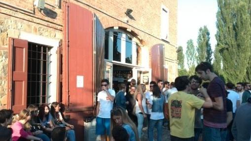 Riapre il Temple Bar, malore alla festa per l’inaugurazione