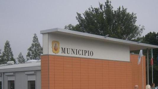 Esposto e vandalismi Campagna elettorale tra sorprese e veleni