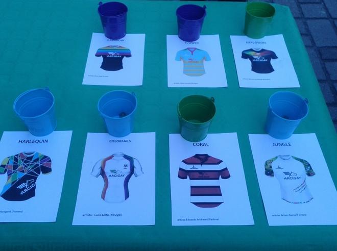 Si sceglie la maglia Roosters