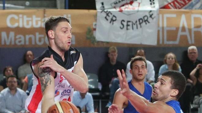 Una Dinamica indiavolata La Mobyt finisce al tappeto