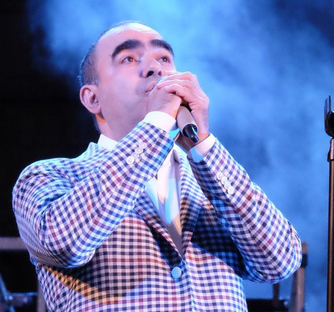 Gli Elio riempiono la piazza tra risate e ottimo sound 