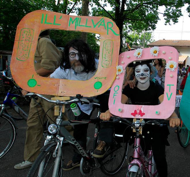 San Marino di Carpi: duemila pazzi scatenati in bicicletta per la Balorda - FOTO/1 -FOTO/2 - FOTO/3 - VIDEO