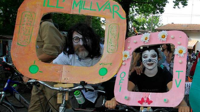 San Marino di Carpi: duemila pazzi scatenati in bicicletta per la Balorda - FOTO/1 -FOTO/2 - FOTO/3 - VIDEO