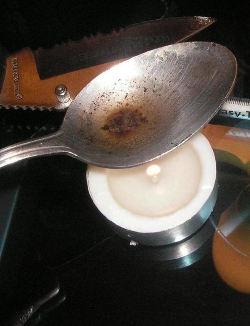 Talco con cianuro per tagliare l’eroina, è allarme  