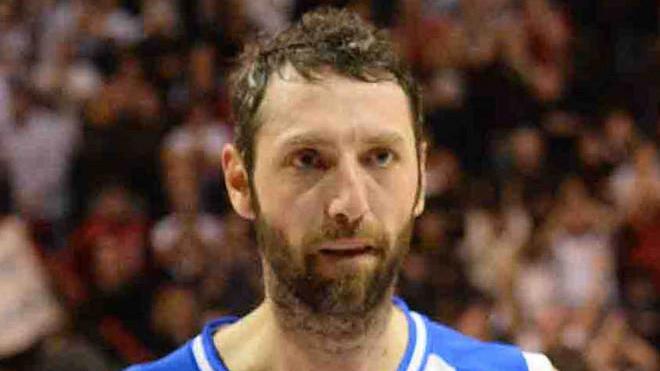 Una panchina lunga e profonda