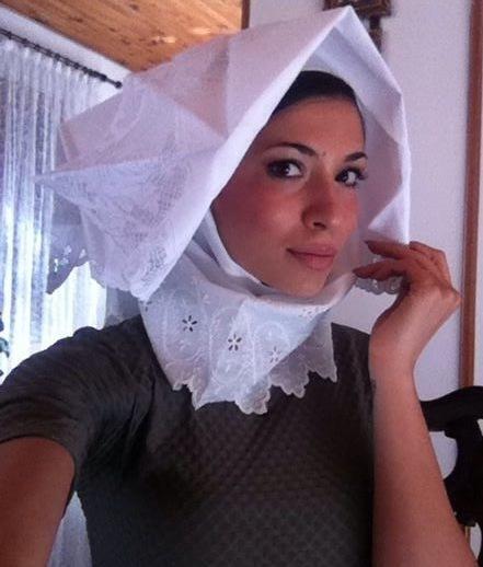 Miss sassarese in concorso a Seul col costume di Sennori