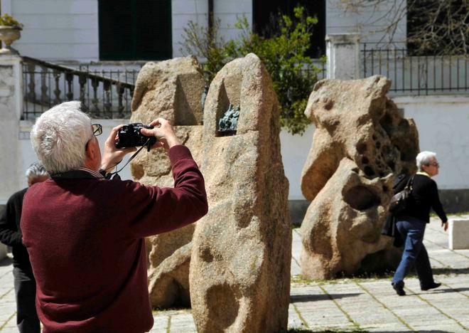 Assohotel: la burocrazia uccide i regolari 