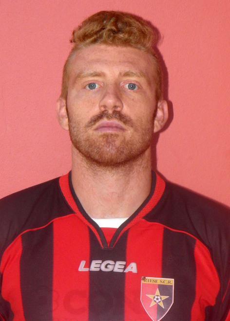 Il Faro può soltanto fare luce alla grande festa della Riese