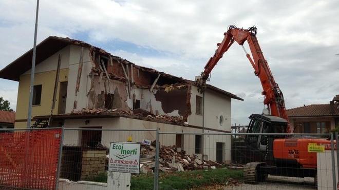 A due anni dal terremoto: 710 famiglie aspettano la casa