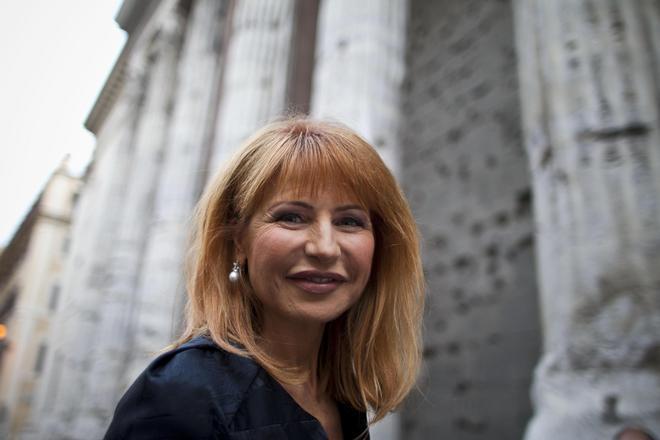 Presunti abusi nella villa al mare, al via il processo per Lilli Gruber 