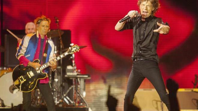 “MileStones” al Ferroviario Pietre rotolanti allo specchio