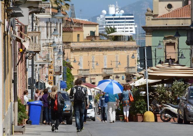Duemila crocieristi sbarcano in città
