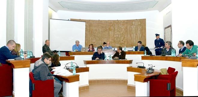 Nuove tariffe Imu e Tari, dibattito acceso in aula 