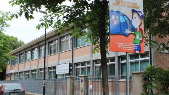 Non assediate di auto le scuole