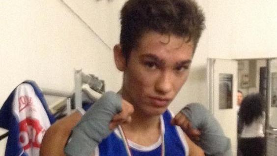 De Barre picchia come un grande