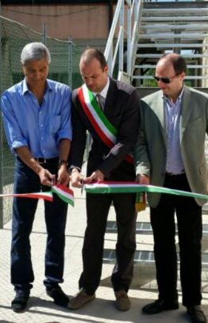 Inaugurati gli spogliatoi fatti con i container 