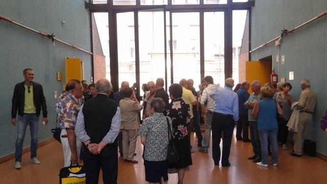 Mazzoni davanti al gip La folla dei truffati invade il tribunale