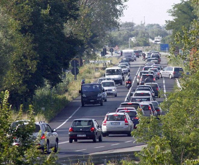 Statale Romea, traffico rallentato a causa di un incidente 