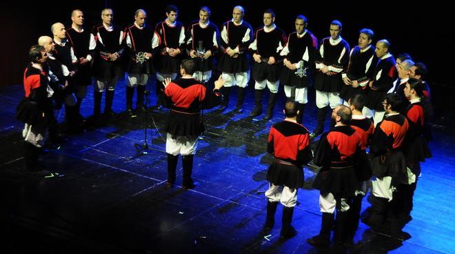 Parrocchia in festa con le voci dei cori Ortobene e Ilune