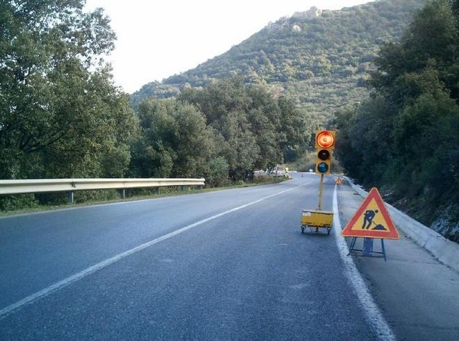 Semafori rotti e caos auto sulla strada Nuoro-Oliena 