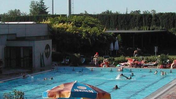 Riapre la piscina comunale a Spezzano
