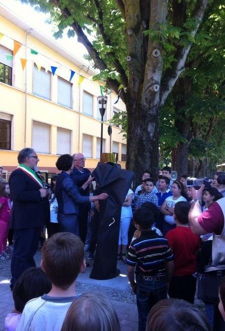 Le elementari intitolate al prof Simonazzi