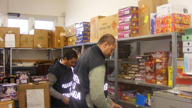 Lampade, computer, giocattoli: boom dei prodotti non a norma