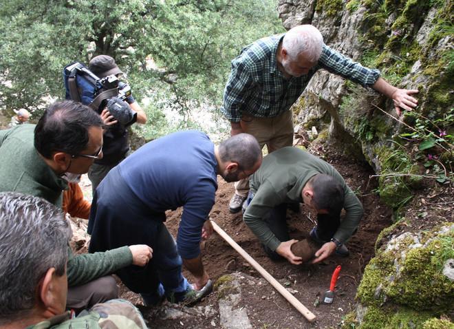 Nessun cimitero di sequestrati, ma resta irrisolto il mistero della grotta di Sos d'Orane