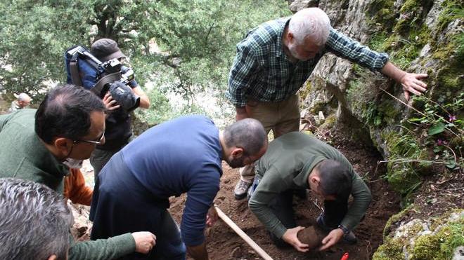 Nessun cimitero di sequestrati, ma resta irrisolto il mistero della grotta di Sos d'Orane