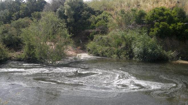 Olbia, il rio Loddone una fogna a cielo aperto