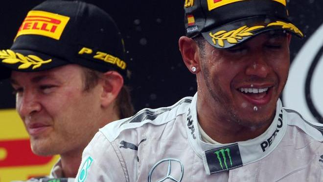 Hamilton-Rosberg ormai è sfida a due