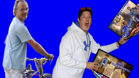 all’ingresso del palasport il dvd matteate: il ricavato devoluto in beneficenza