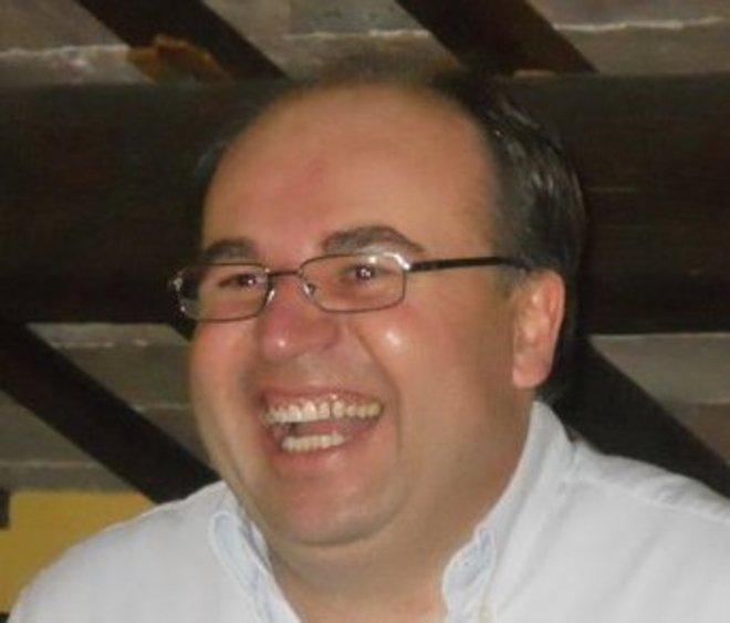 «Una buffonata dire che non ha più soldi» 