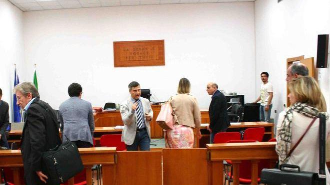 Crollo all’Ursa, in aula battaglia tra periti