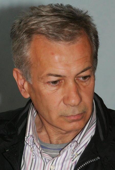 Il cacciatore ferito: «Vivo per miracolo» 