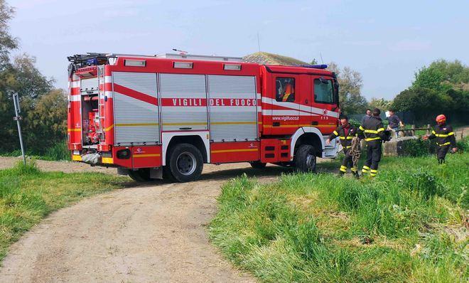 Tragedia sul lavoro, muore schiacciato dal trattore 