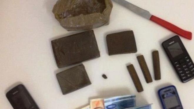 Auto imbottita di droga