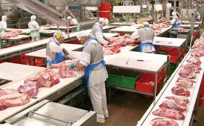 Inalca, cassa integrazione per cinquanta lavoratori 