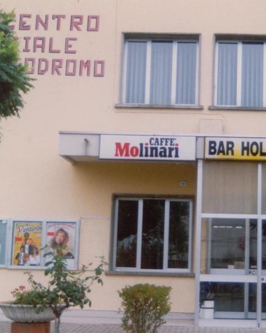 Ladri di slot al bar della bocciofila 