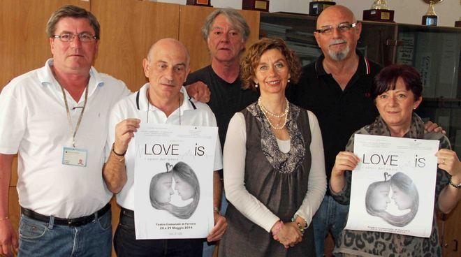 I bambini sul palco del Teatro Abbado in nome dell’amore