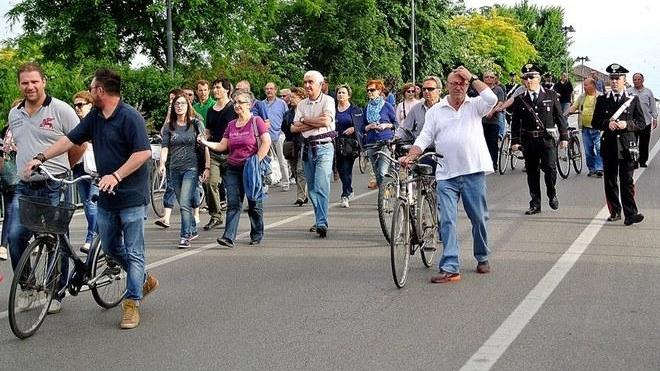 In piazza per difendere l’Ospedale del Delta