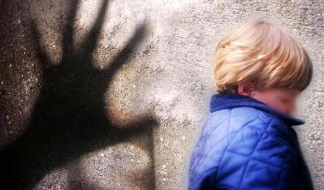 Bambino di 8 anni violentato dallo zio 