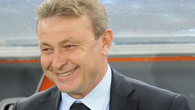 Cellino prende altro tempo e spunta una terza cordata