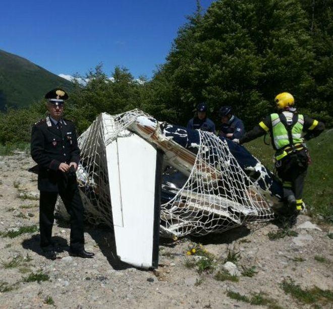 Recuperato sul Casarola il relitto dell’aereo precipitato 