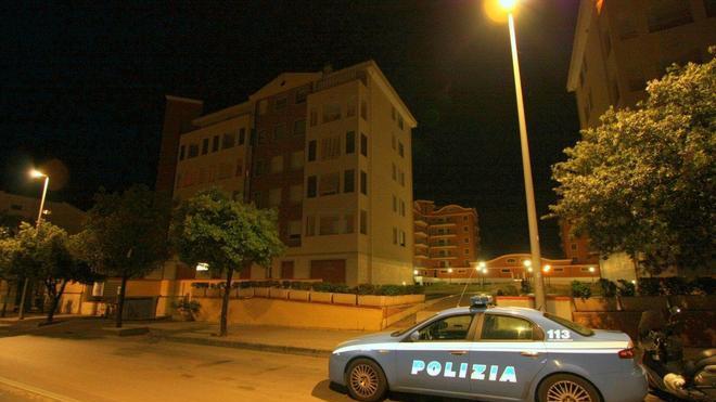 Danneggiavano le auto in sosta, quattro minorenni sorpresi dalla polizia a Sassari