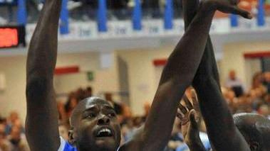 Devecchi, che coraggio nella mischia