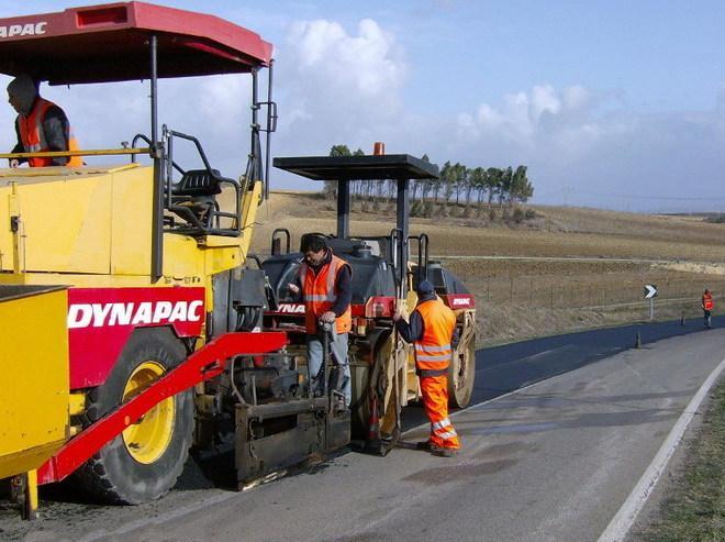 Manutenzione stradale, l’assessore Pia contro il Pd 