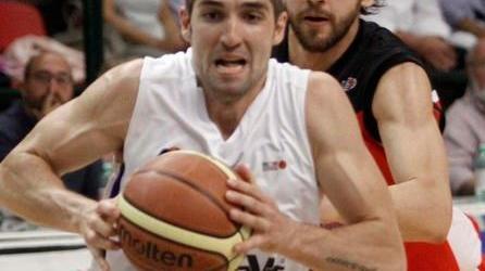 E capitan Ferri indica la via «Fermiamoli a metà campo»